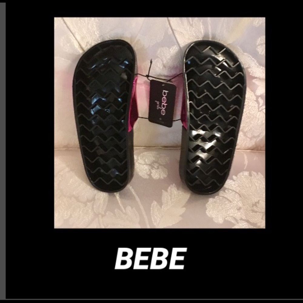 BEBE•GIRLS Hot Pink Metallic Slide - Picture 4 of 7